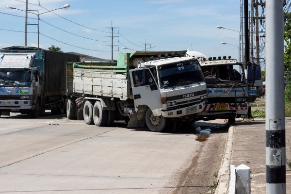 Trucks Jackknife in the Road And Cause Multi-Car Crashes
